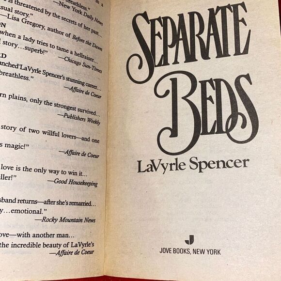 Separate Beds By LaVyrle Spencer Paperback Book Romance Novel - Picture 7 of 12